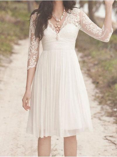 A Line 3/4 Sleeve Short Lace Wedding Dresses Vintage Knee Length V