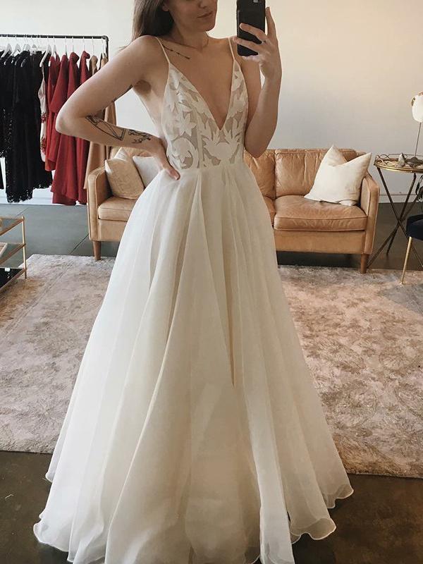 Spaghetti Strap Ivory Chiffon Beach Wedding Dresses Lace Applique Bridal Dress AWD1242