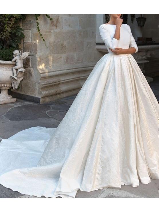 Backless Long Sleeve Ivory Wedding Dresses Modest 3/4 Sleeve Wedding Gowns AWD1136 Backless Long Sleeve Ivory Wedding Dresses Modest 3/4 Sleeve Wedding Gowns AWD1136