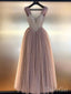 Elegantní plesové šaty s korálkovým výstřihem do V Plesové šaty v délce po zem ARD2301 