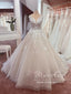 Precioso vestido de novia con escote ilusión de tul brillante y cola corte AWD1817 
