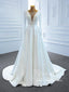 Perly zdobené dlouhými rukávy Svatební šaty slonovinové barvy Luxusní svatební šaty s výstřihem do V AWD1790 