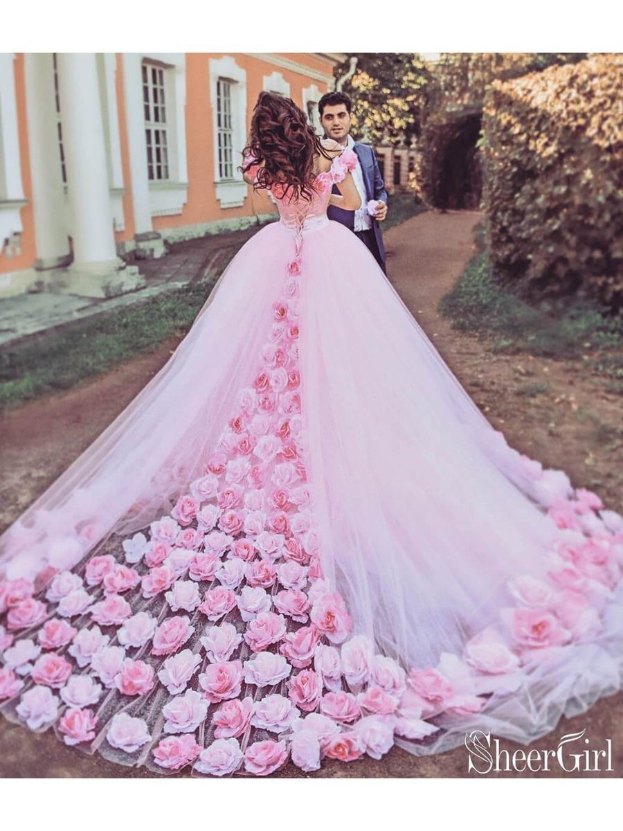 Pink-Cathedral-Wedding-Dress-Vintage-3D-Flowe-Applique-Wedding-Gown -AWD1414-2_1200x.jpg?v=1740839092